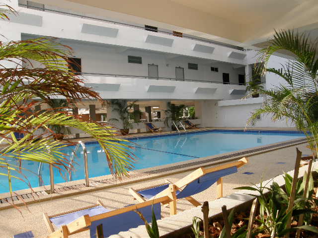 Swimming pool Jomtien Hill Resort Pratamnak Pattaya